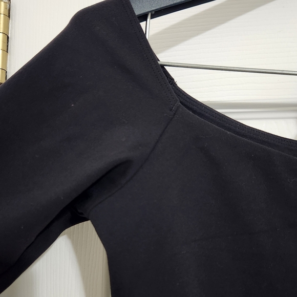 EUC Inlyric Black Long Sleeve Off the Shoulder Bodysuit Women's M - Picture 6 of 6